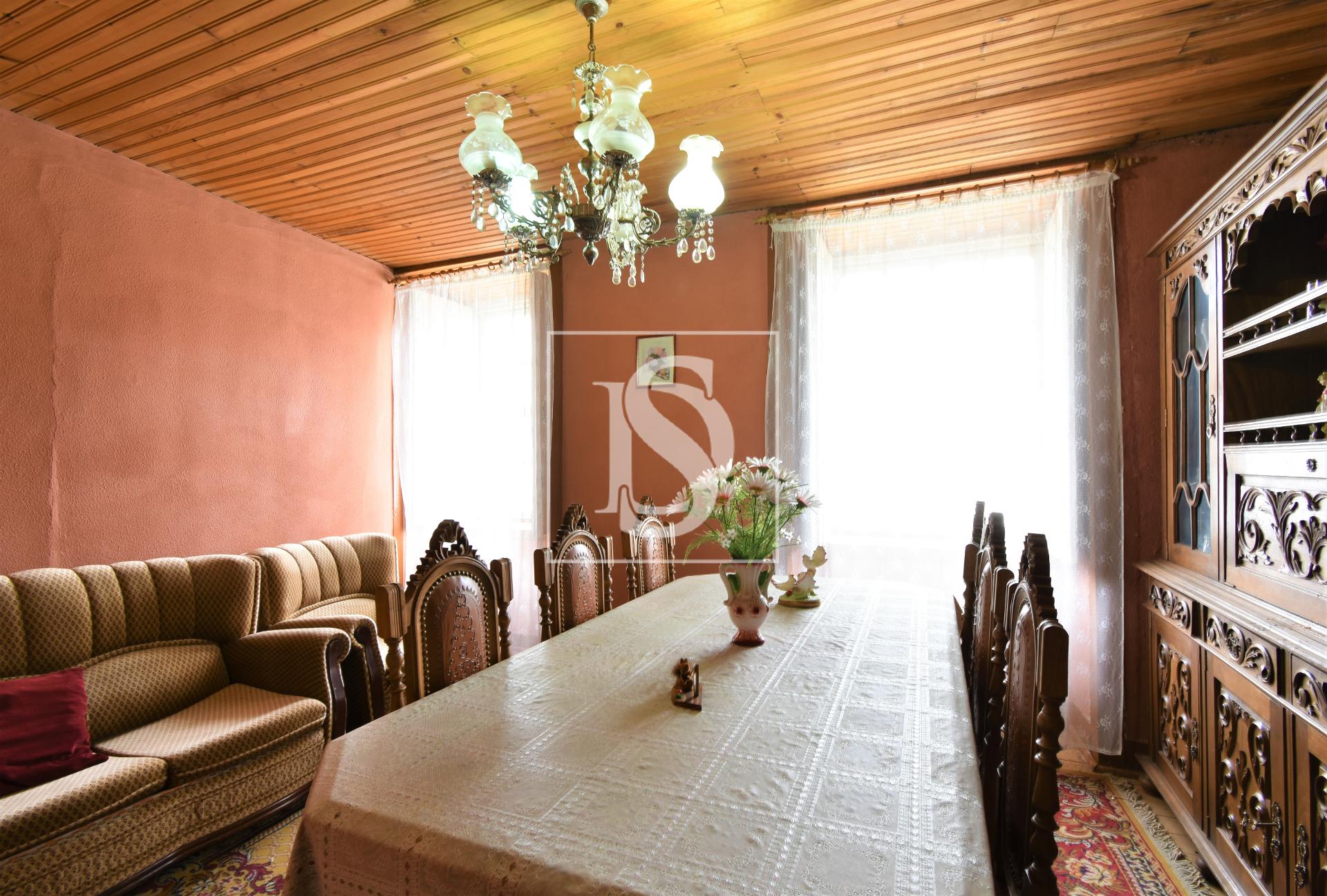 Moradia para Restaurar T6