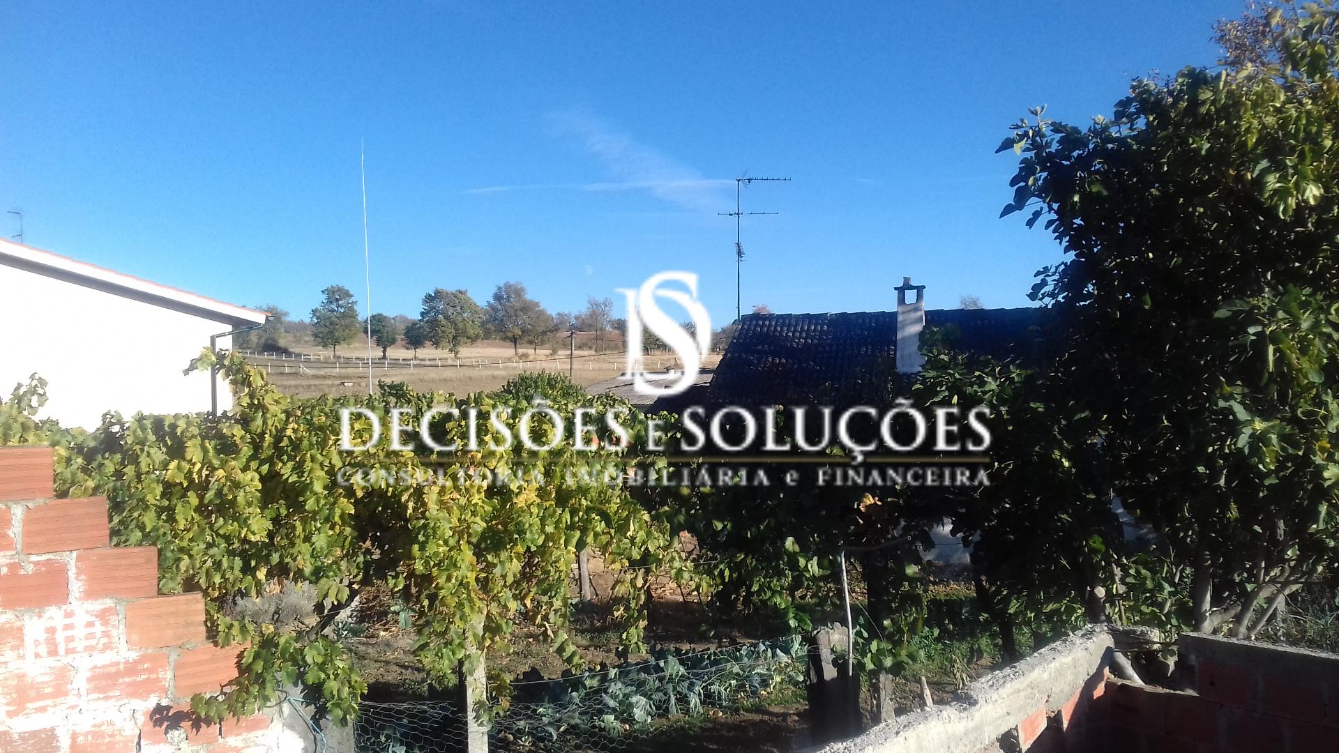 Detached house to restore T4