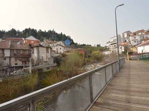 Detached house to restore T5