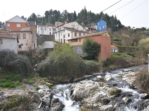 Detached house to restore T2